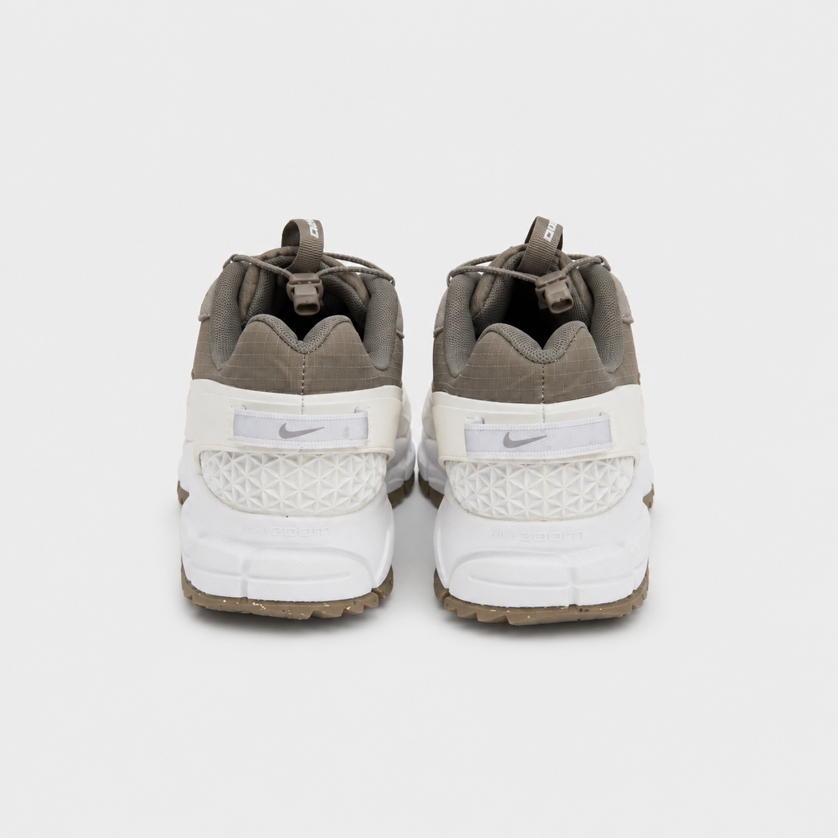 Nike Zoom Vomero 5 Roam